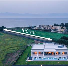 5 bedroom luxury seaside villa with indoor & outdoor pool, near Acharavi, sleeps 10